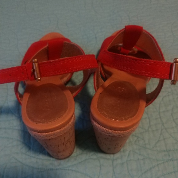 Coach Block Heels Coral Color 5.5 B. main image 4